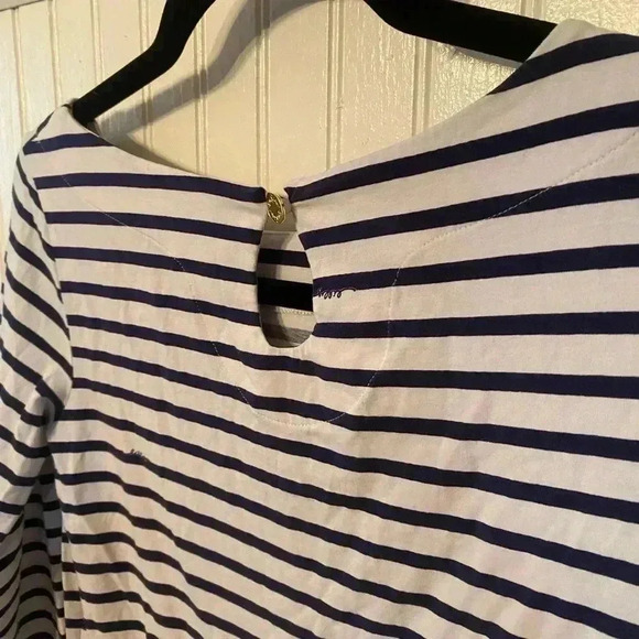 Lilly Pulitzer 3/4 sleeve tee - Picture 2 of 4